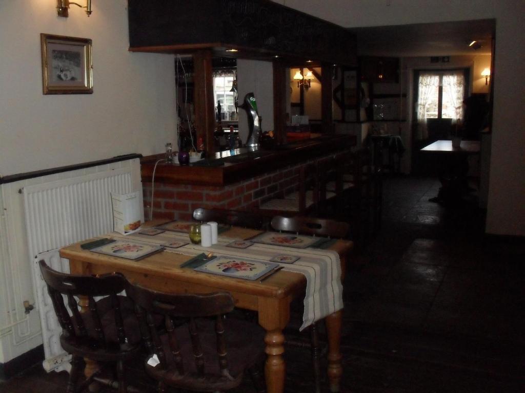White Hart Hotel By Greene King Inns Braintree Ngoại thất bức ảnh