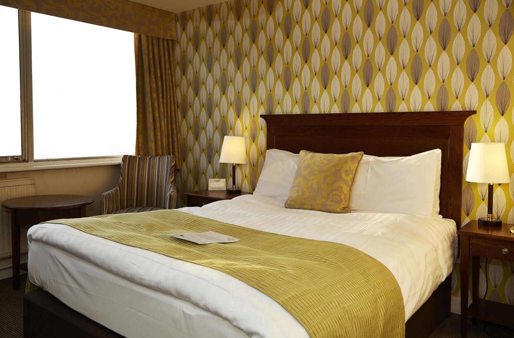 White Hart Hotel By Greene King Inns Braintree Ngoại thất bức ảnh